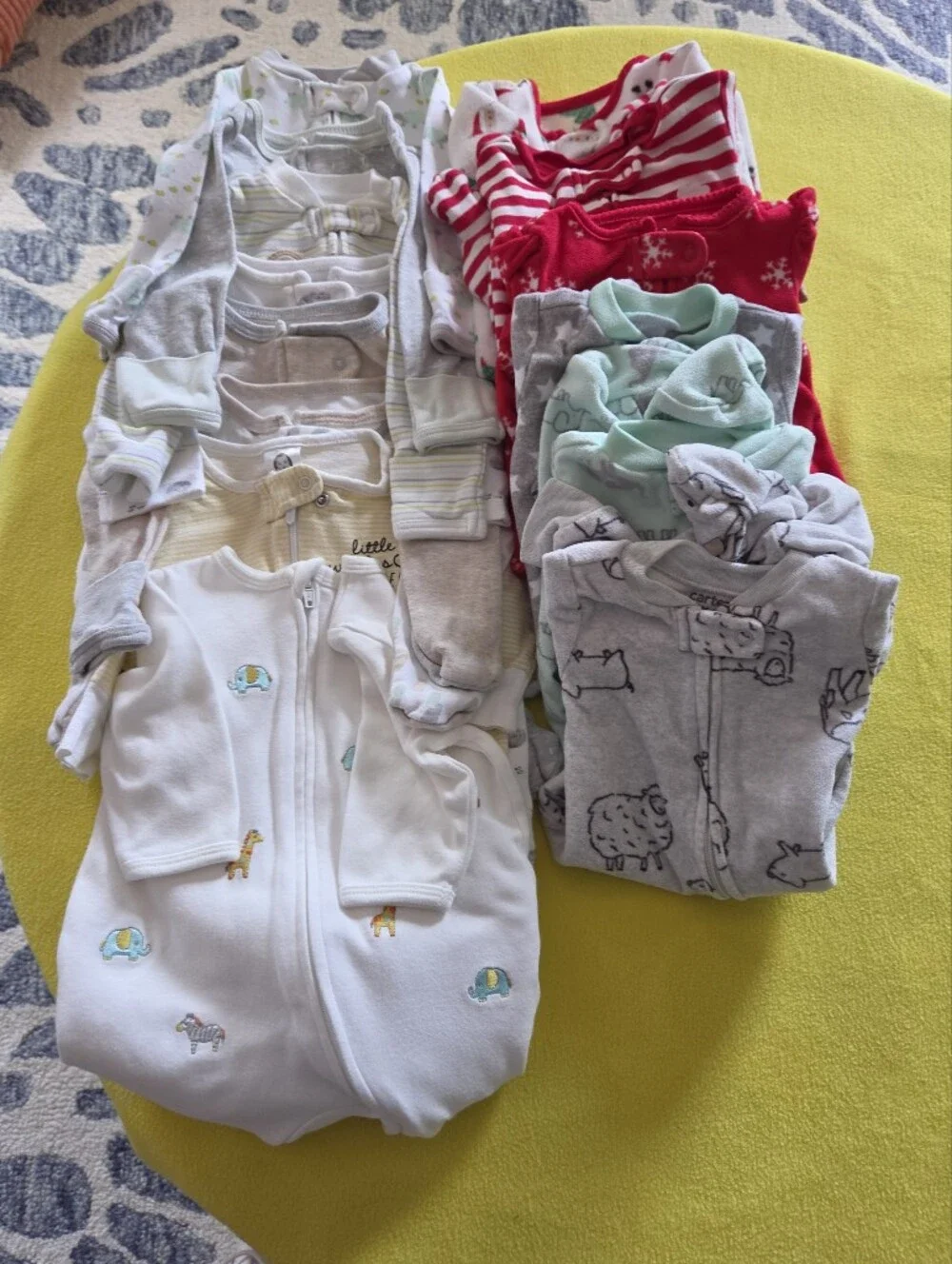 EUC~ Large Mixed Neutral Baby Clothing. Newborn-6 Months. 33 Pieces